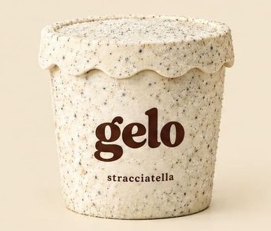 The stracciatella gelo pint, cream flecked with cocoa.